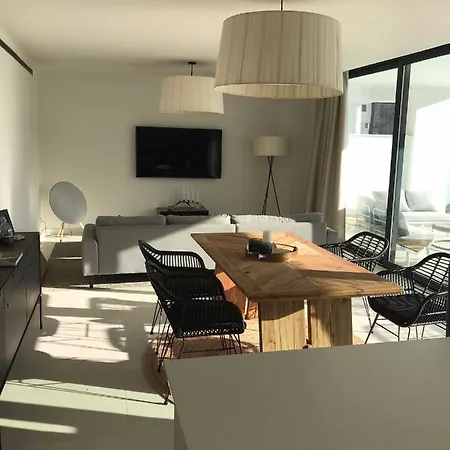 New In Higueron West *