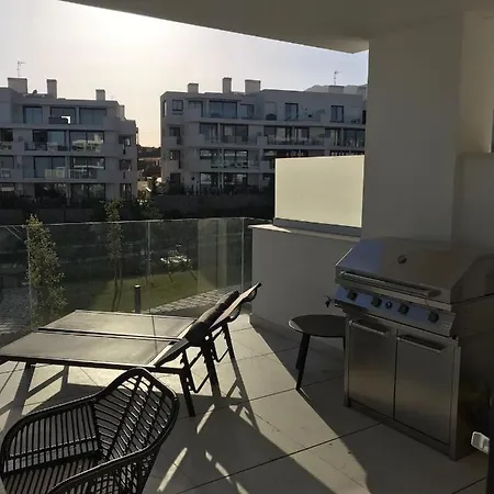 New In Higueron West *