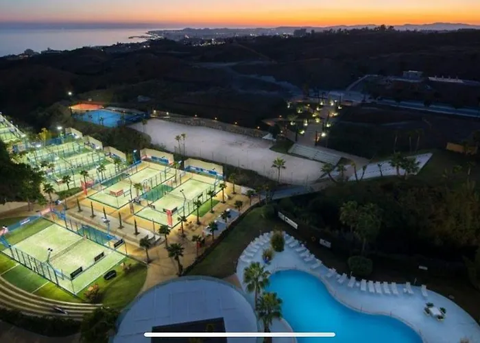 New In Higueron West Daire Fuengirola