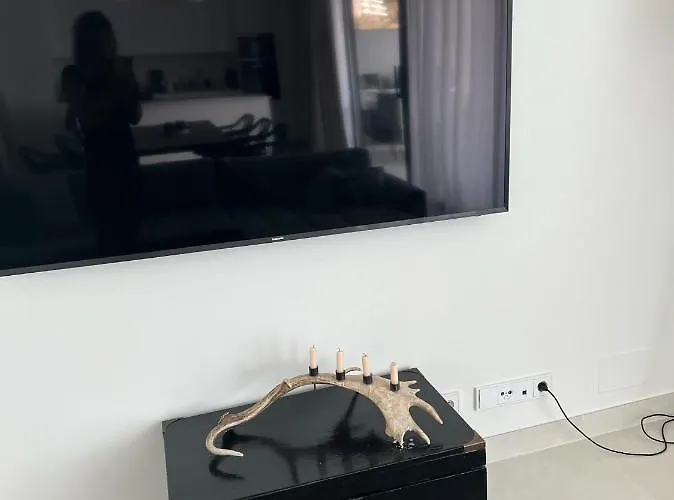 New In Higueron West * Fuengirola