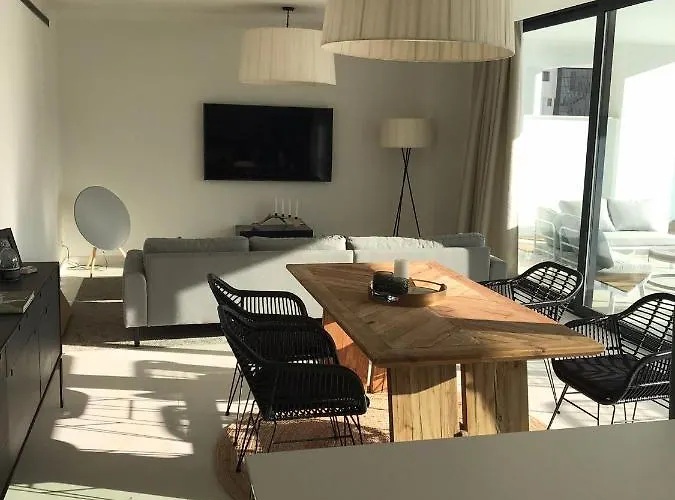 New In Higueron West *